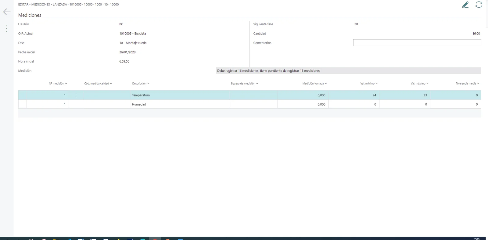 Pantalla de mediciones de calidad de dvquality durante una orden de fabricación en Business Central, con valor mínimo, máximo y tolerancia por variable